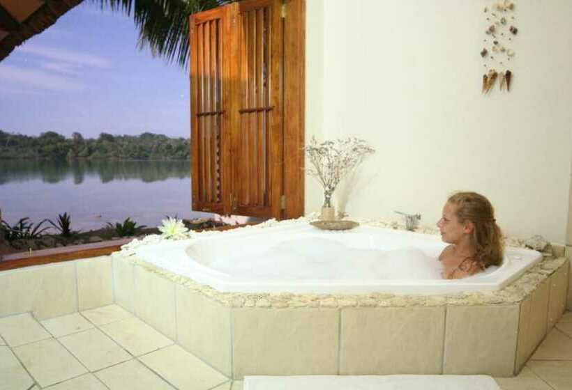 کلبه ییلاقی, Seachange Lodge