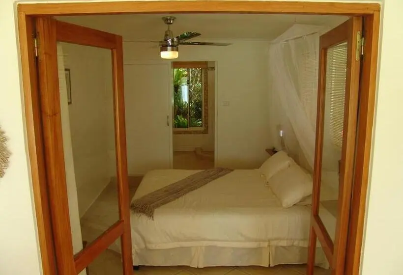 بانگلوی استاندارد 2 خوابه, Seachange Lodge