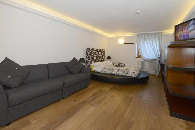 Номер Стандарт Трехместный, Sole