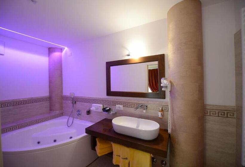 Номер Стандарт Трехместный, Sole