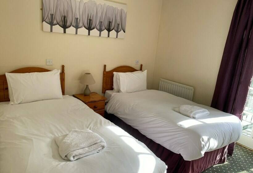 スタンダードルーム, Victoria Hotel By Chef & Brewer Collection