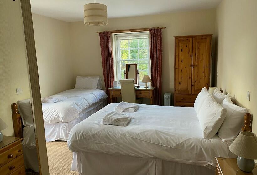 スタンダードルーム, Victoria Hotel By Chef & Brewer Collection