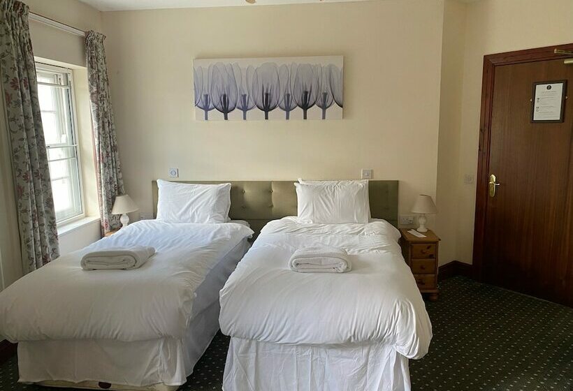 スタンダードルーム, Victoria Hotel By Chef & Brewer Collection