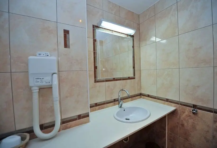 2 Bedrooms Suite Sea View, Villa Kastel