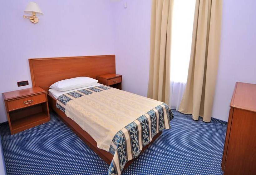 Люкс 3 Спальни, Villa Kastel