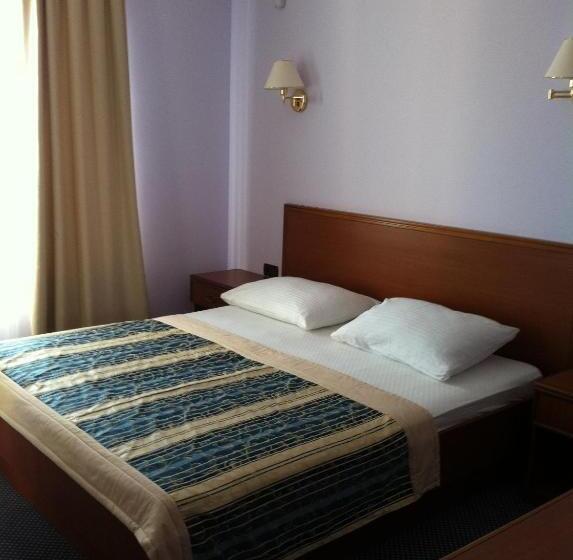 Люкс Боковой Вид на Море, Villa Kastel