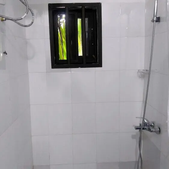اتاق اکونومی, Yabisso