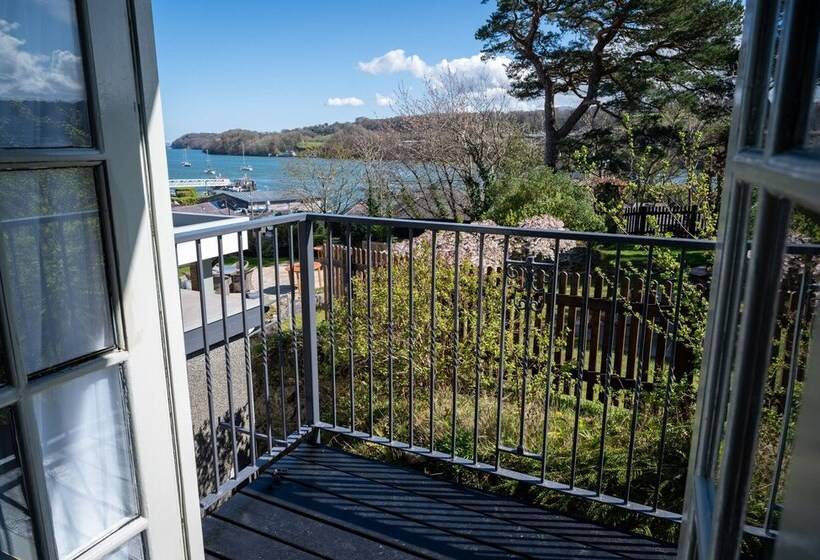 スーペリアールーム, Victoria Hotel By Chef & Brewer Collection