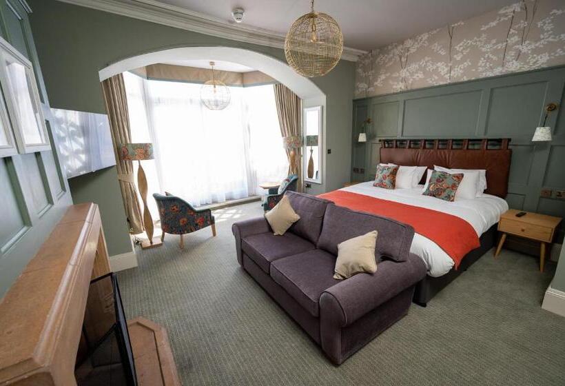 スーペリアールーム, Victoria Hotel By Chef & Brewer Collection