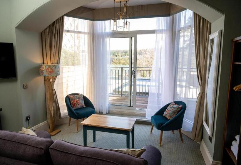 スーペリアールーム, Victoria Hotel By Chef & Brewer Collection