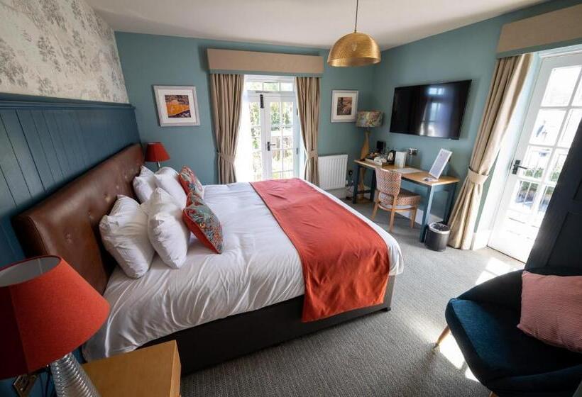 オーシャンビュースタンダードルーム, Victoria Hotel By Chef & Brewer Collection