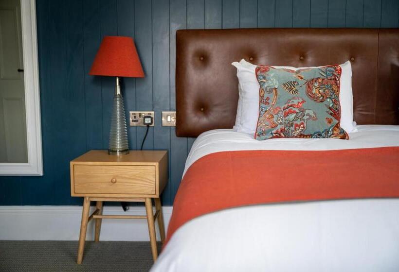 オーシャンビュースタンダードルーム, Victoria Hotel By Chef & Brewer Collection