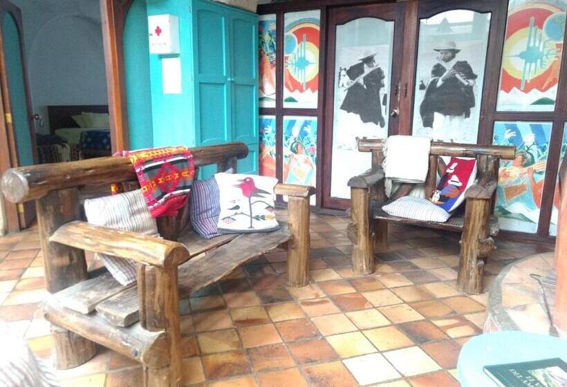 חדר סטנדרט לארבעה, Aylluwasi Guesthouse