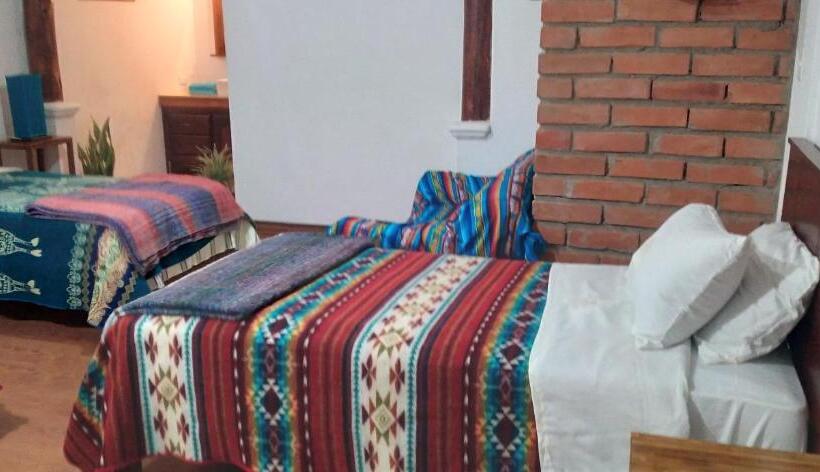 חדר סטנדרט לשלושה, Aylluwasi Guesthouse