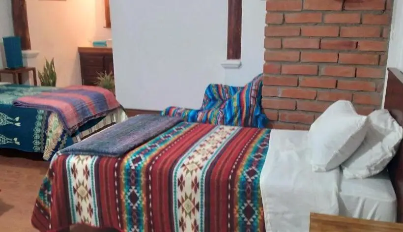 اتاق استاندارد سه نفره, Aylluwasi Guesthouse