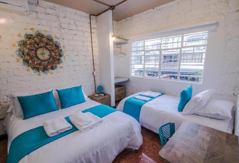 디럭스 4인 룸, Casa Mendoza Hotel Boutique