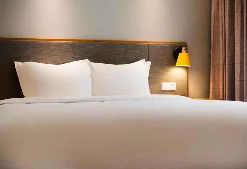 キングサイズベッドのスタンダードルーム, Holiday Inn Express Daocheng Yading By Ihg