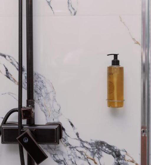 חדר סופריור עם מיטת קינג, Podu' Cu Lanturi