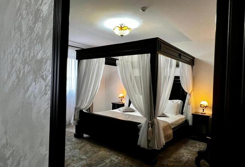 חדר דחוקס עם מיטת קינג, Podu' Cu Lanturi