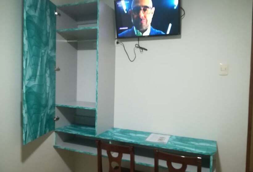 סטודיו דלוקס, Real Chimbote