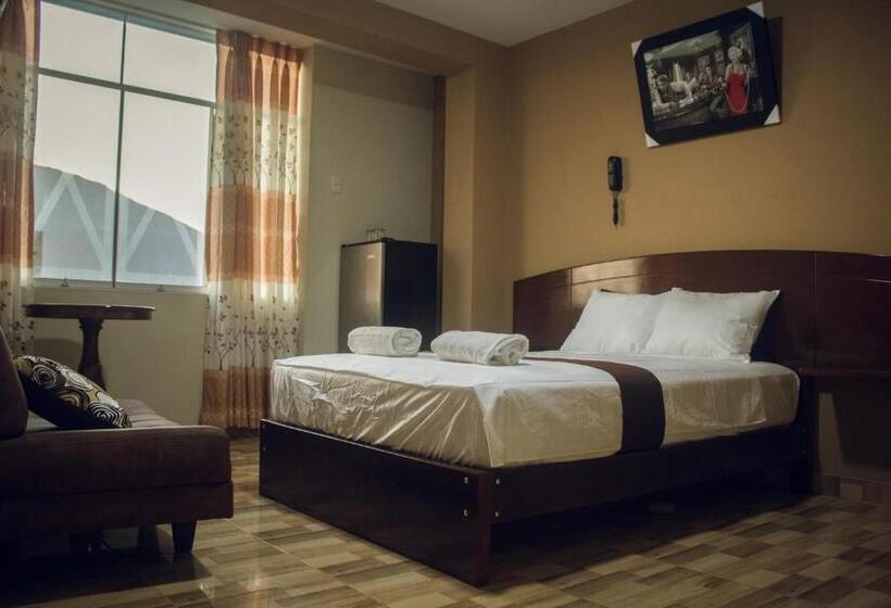 סטודיו סופריור, Real Chimbote