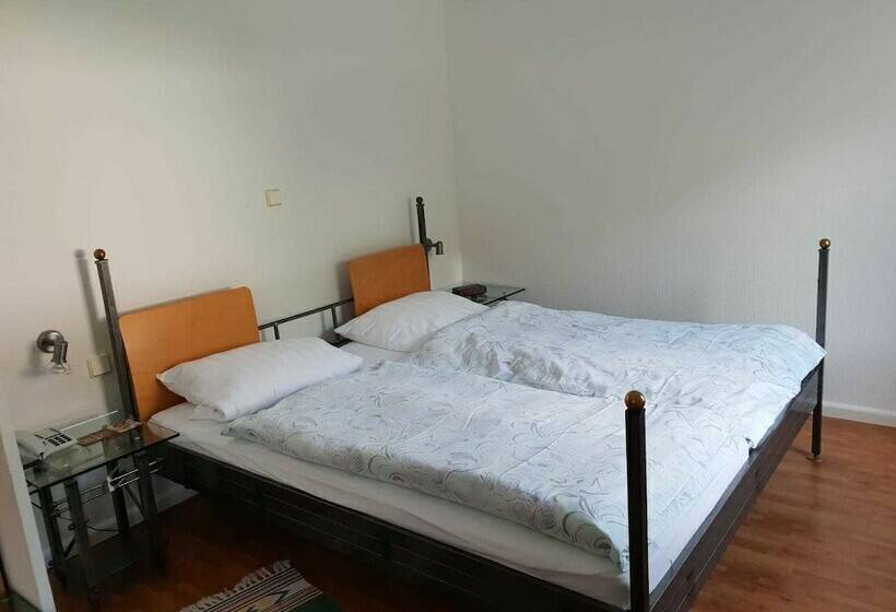 غرفة قياسية, Restaurant Heidrich