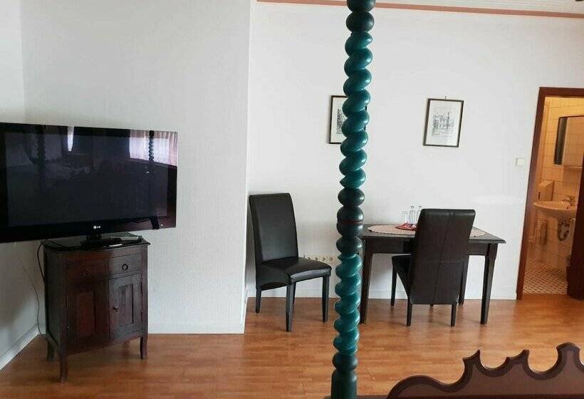 غرفة قياسية, Restaurant Heidrich