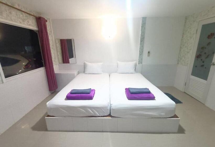 اتاق لوکس, Saan Rak Resort