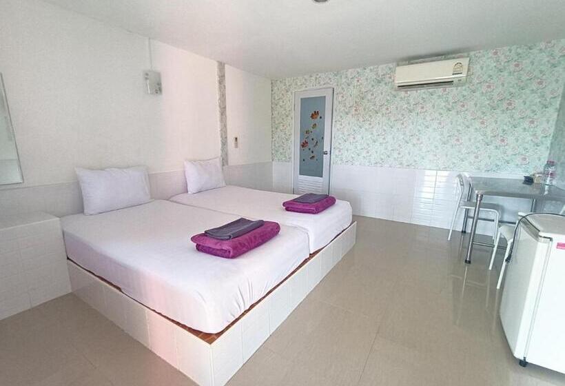 اتاق لوکس, Saan Rak Resort