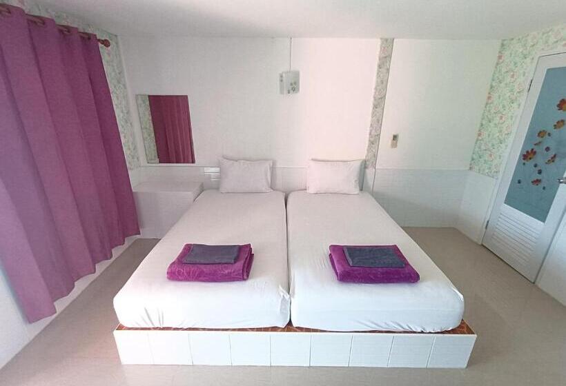 اتاق لوکس, Saan Rak Resort