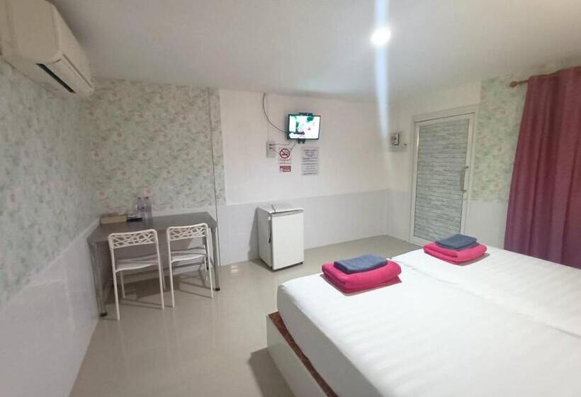 اتاق لوکس, Saan Rak Resort