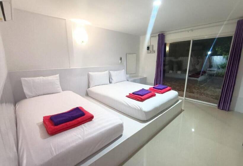 اتاق استاندارد سه نفره, Saan Rak Resort