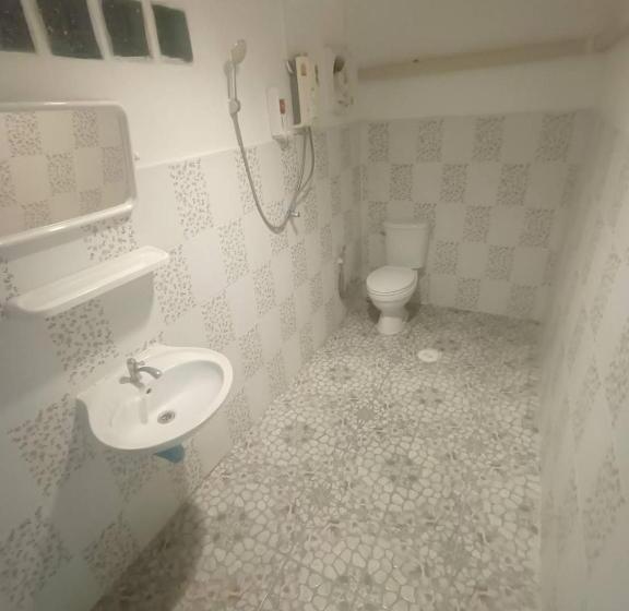 اتاق استاندارد سه نفره, Saan Rak Resort