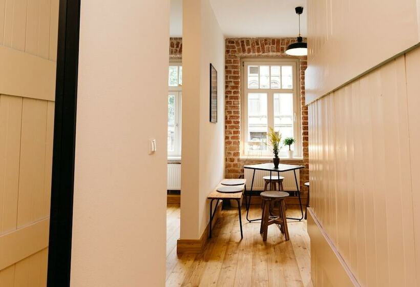 Кровать в Общей Комнате, Hostel Multitude