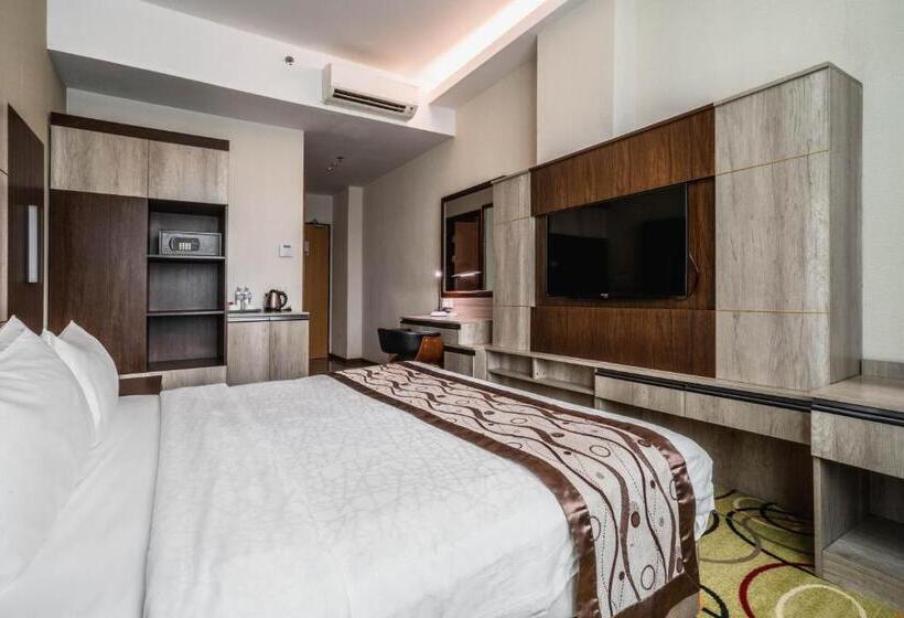 Quarto Superior, Ano