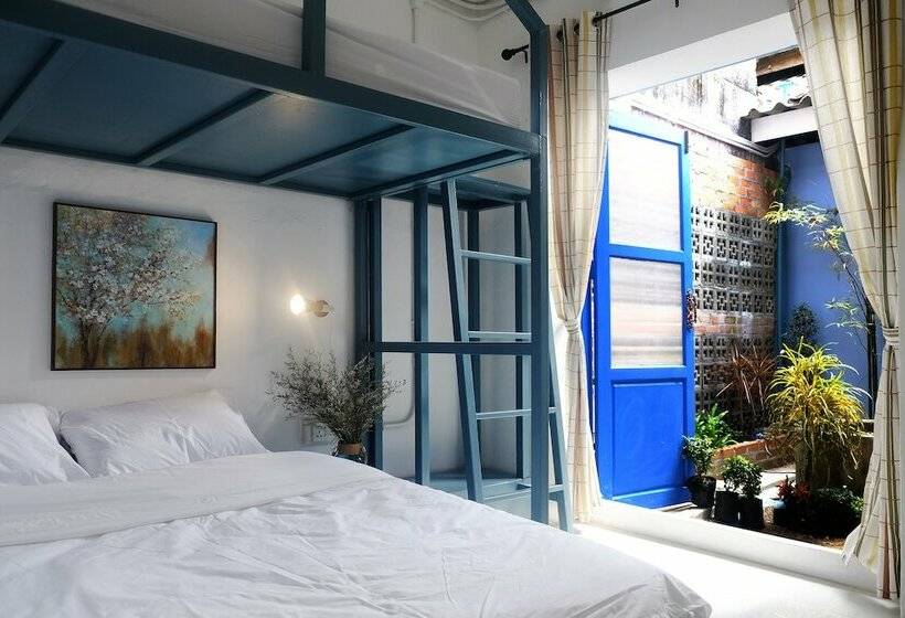 Quarto Basic Individual, Aekkeko Hostel