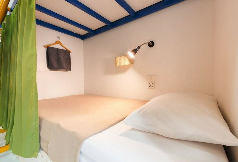Cama em Quarto Partilhado, Aekkeko Hostel