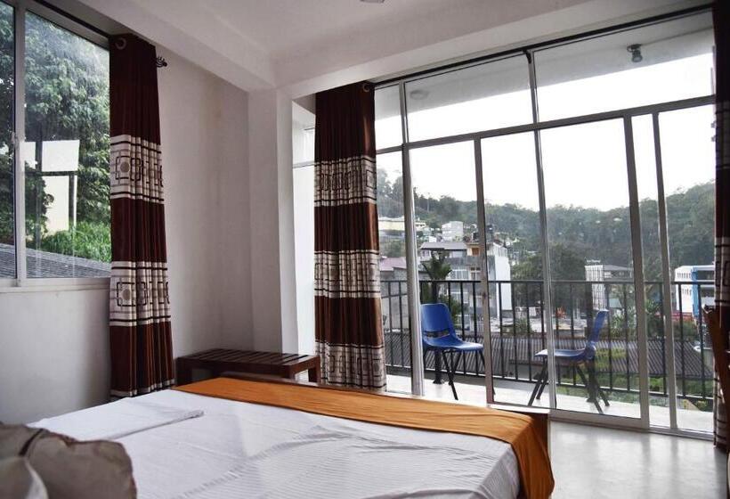 バルコニー付きデラックスルーム, Lodge In 611