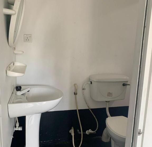 エコノミールーム, Lodge In 611