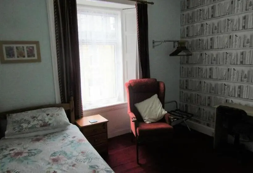 اتاق استاندارد یک نفره, Athollbank Guest House