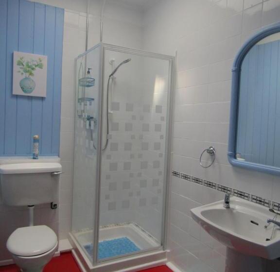 اتاق استاندارد یک نفره, Athollbank Guest House