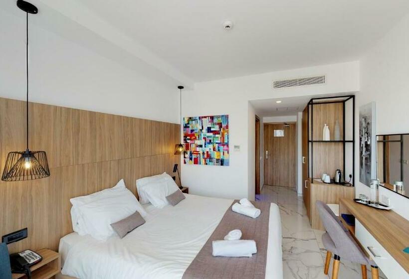 スタンダードインサイドビュールーム, The Blue Ivy Hotel & Suites