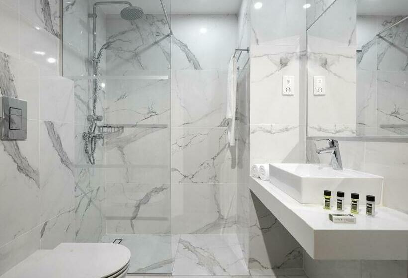 サイドオーシャンビュースタンダードルーム, The Blue Ivy Hotel & Suites