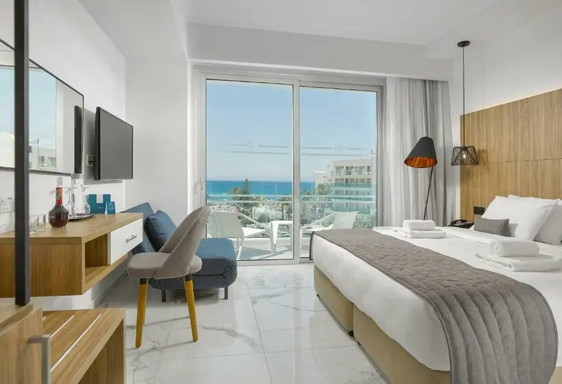 オーシャンビュースーペリアールーム, The Blue Ivy Hotel & Suites
