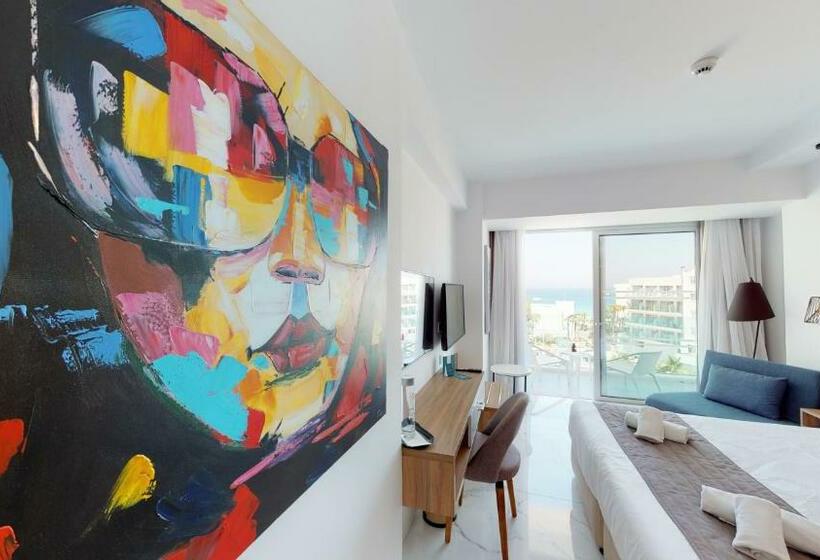 オーシャンビュースーペリアールーム, The Blue Ivy Hotel & Suites