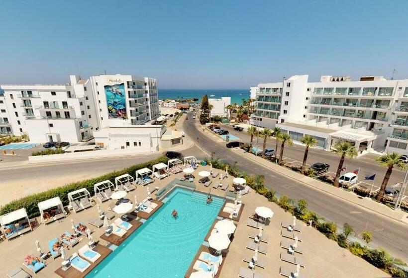 オーシャンビュースーペリアールーム, The Blue Ivy Hotel & Suites