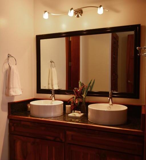 Suite with lake view, Brahma Blue Resort