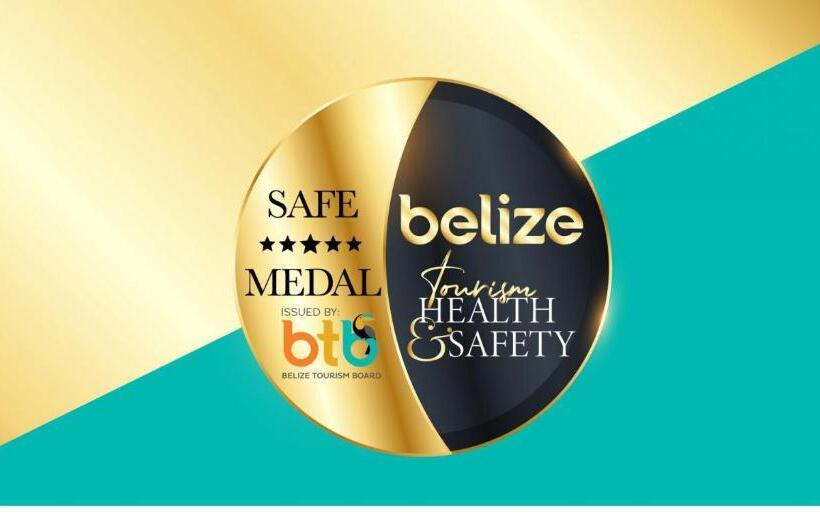 جناح عائلي, Brahma Blue Resort