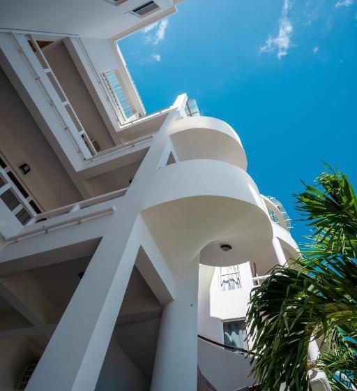 جناح رئاسى, Brahma Blue Resort