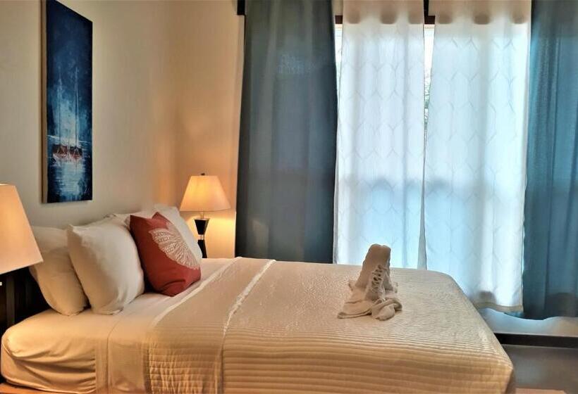 جناح مطل على البحيرة, Brahma Blue Resort